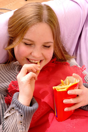 Photo: OBÉSITÉ CHEZ L'ENFANT OBÉSITÉ CHEZ L'ENFANT