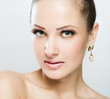  woman with beauty face and clean face skin , glamour makeup