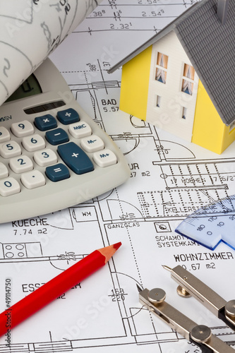 Photo: Bauplan eines Wohnhauses. Hausbau Bauplan eines Wohnhauses. Hausbau