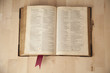 Altes Buch