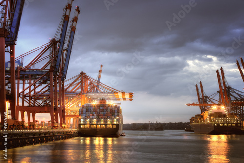 Photo: Container Terminal Container Terminal