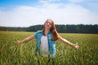 Foto: girl in grainfield girl in grainfield