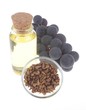 Foto: grapes and grape seed oli grapes and grape seed oli