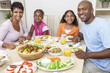 Foto: African American Parents Children Family Eating At Dining Table African American Parents Children Family Eating At Dining Table