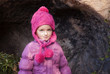 Niña con gorro