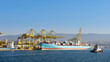 Containerschiff im Hafen