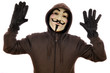 Anonymous mit erhobenen Händen