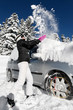 Déneigement voiture