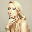 Foto : Beautiful blond woman. Fashion photo Beautiful blond woman. Fashion photo