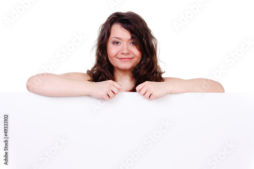 Photo: junge frau mit textfläche junge frau mit textfläche