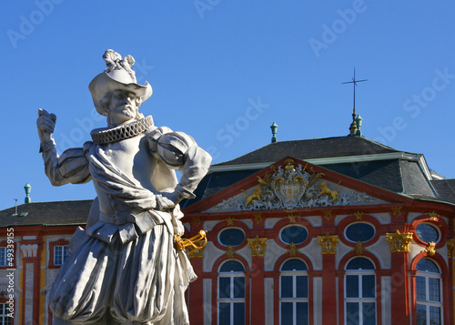 Photo: Statue im Schlosspark Bruchsal Statue im Schlosspark Bruchsal