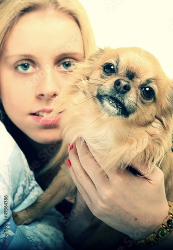 Photo: fille avec chien fille avec chien