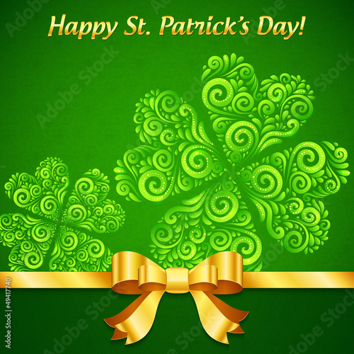Vector: Curved ornate clovers green Patrick's Day greeting card Curved ornate clovers green Patrick's Day greeting card