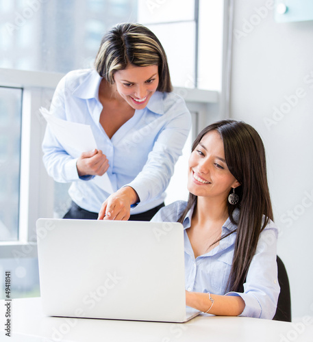 Photo: Business women working Business women working