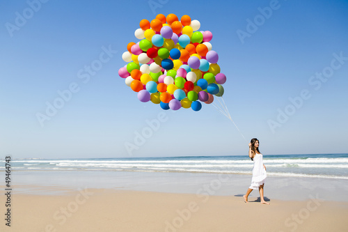 Photo: Beauty walking with ballons Beauty walking with ballons
