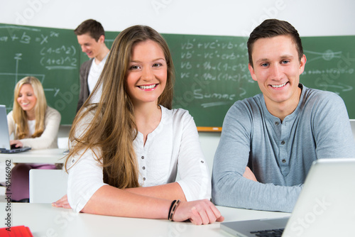 Photo: schüler bei einem lehrgang schüler bei einem lehrgang