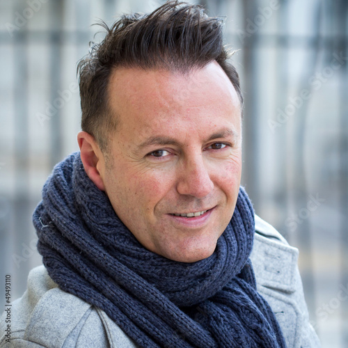 Photo: Portrait : homme 40 ans (hiver) Portrait : homme 40 ans (hiver)
