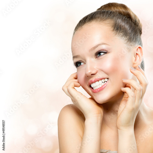 Photo: Beauty Model Girl Portrait. Beautiful Woman Face Beauty Model Girl Portrait. Beautiful Woman Face
