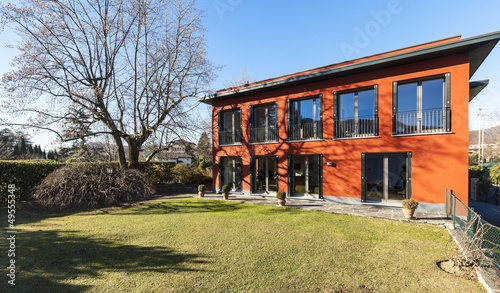 Photo: red house, outdoor red house, outdoor