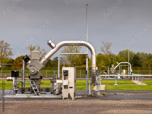 Photo: Natural gas well Natural gas well