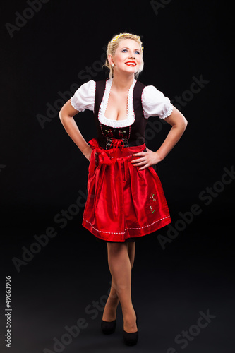 Photo: attraktive blonde Frau im Dirndl attraktive blonde Frau im Dirndl