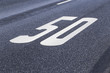 Straßenbeschriftung 50 km/h
