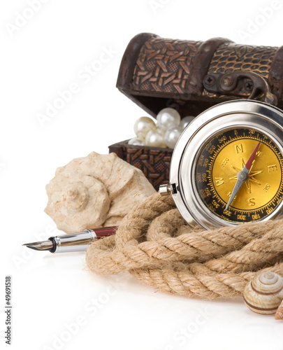 Photo: ship rope and compass ship rope and compass