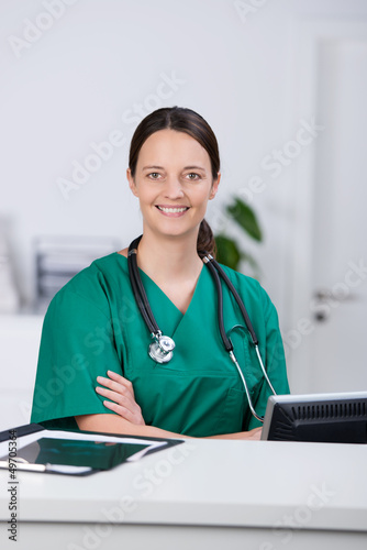 Photo: krankenschwester am emfpang krankenschwester am emfpang