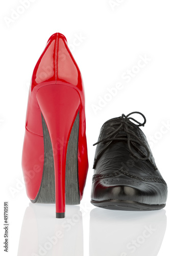Photo: High Heels und Herrenschuh High Heels und Herrenschuh