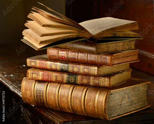 Photo: AntiqueBooks AntiqueBooks