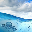 Sea wave with bubbles