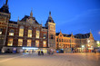 Hauptbahnhof in der Stadt Amsterdam, Holland. Hauptbahnhof in der Stadt Amsterdam, Holland.
