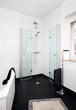 Kleines Badezimmer nach Renovierung