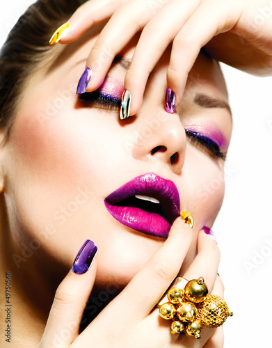 Photo: Fashion Beauty. Manicure and Make-up. Nail Art Fashion Beauty. Manicure and Make-up. Nail Art