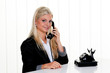 Foto: Frau mit antikem Telefon Frau mit antikem Telefon