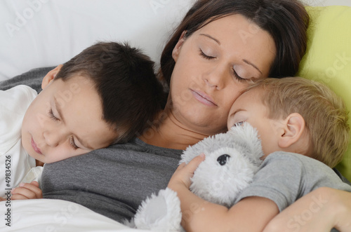 Photo: Mutter mit Kindern Mutter mit Kindern