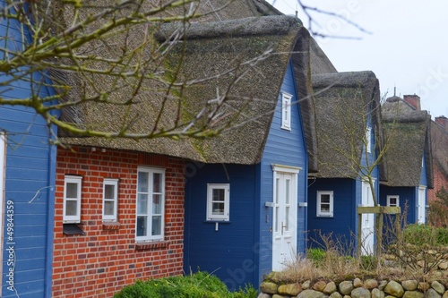 Photo: blaue Friesenhäuser blaue Friesenhäuser