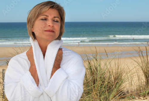 Photo: attractive mature blonde attractive mature blonde