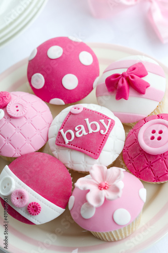 Photo: Baby shower cupcakes Baby shower cupcakes