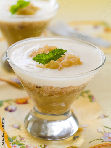 Photo: apple dessert apple dessert