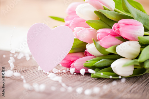 Photo: Blumenstrauß und Herz Blumenstrauß und Herz