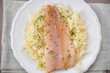 Salat mit Forelle
