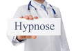 Foto: Arzt mit Schild Hypnose Arzt mit Schild Hypnose