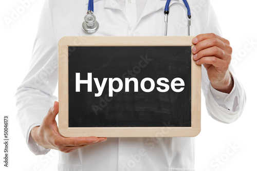 Photo: Arzt mit Schild Hypnose Arzt mit Schild Hypnose