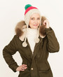 attraktive Dame im Winterlook