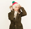 attraktive Dame im Winterlook
