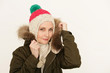 attraktive Dame im Winterlook