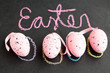 Foto: Pink Easter eggs and text Pink Easter eggs and text