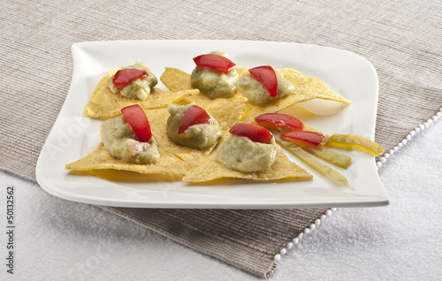 Photo: Guacamole con tortillas chips Guacamole con tortillas chips