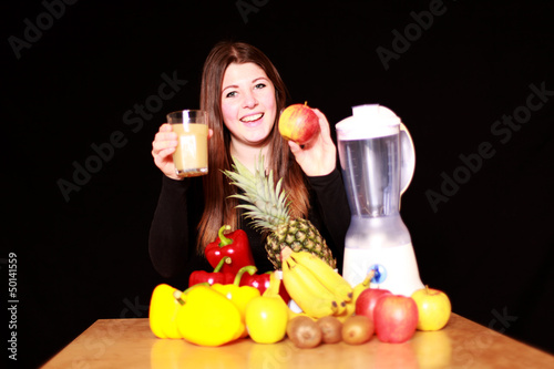 Photo: ernährungsbewusste junge Frau ernährungsbewusste junge Frau